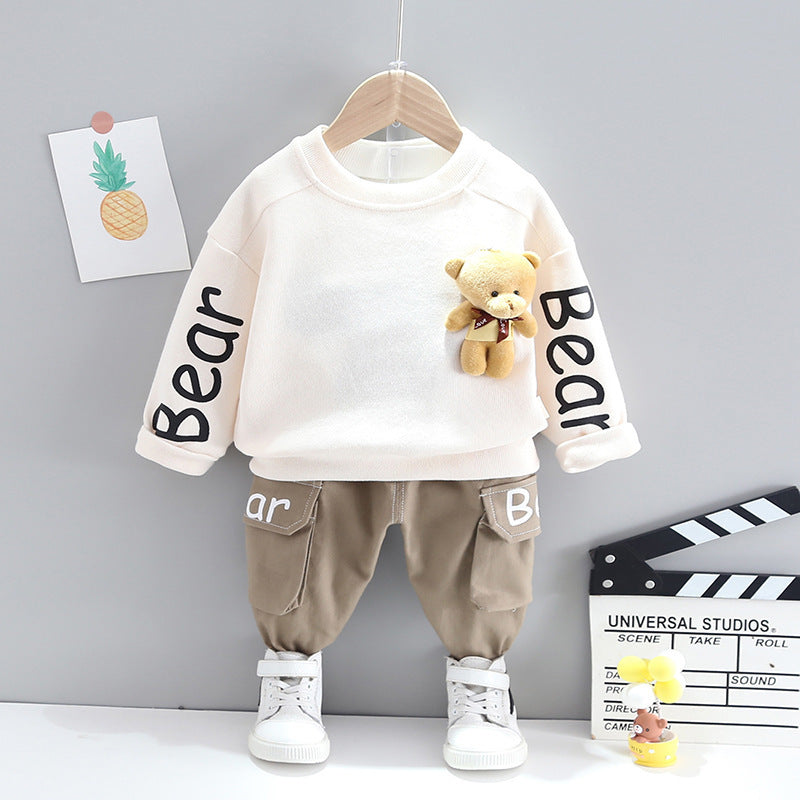 柔らかいコットン素材の春秋用ベビー服セット