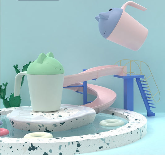 ベビー用シャンプーカップ(マット質感) | Baby Shampoo Cup with Gentle Rinse Spout