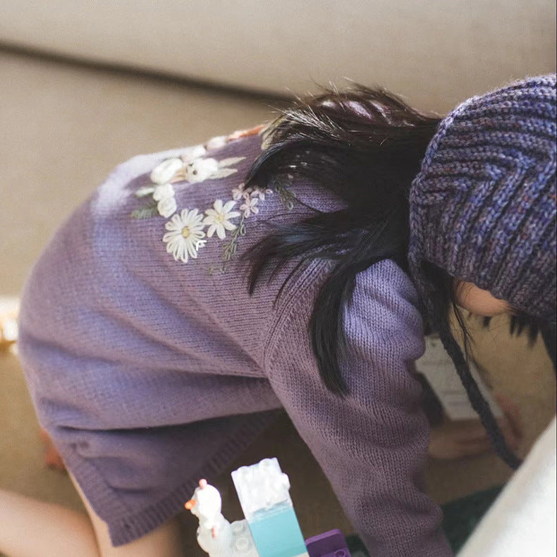 ピュアウール手刺繍ラビット ガールズカーディガン|Pure Wool Hand-Embroidered Rabbit Cardigan for Girls, Long Sleeve, Single-Breasted, Crew Neck