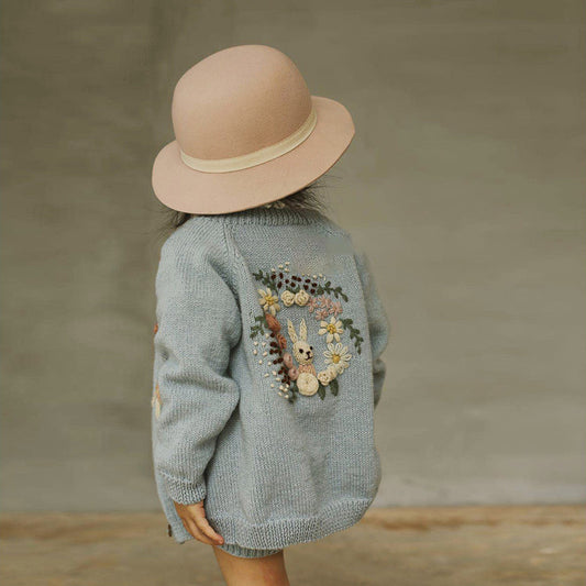 ピュアウール手刺繍ラビット ガールズカーディガン|Pure Wool Hand-Embroidered Rabbit Cardigan for Girls, Long Sleeve, Single-Breasted, Crew Neck