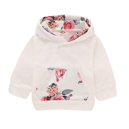 春秋向けのフローラル柄ベビー服セットの着用イメージ
