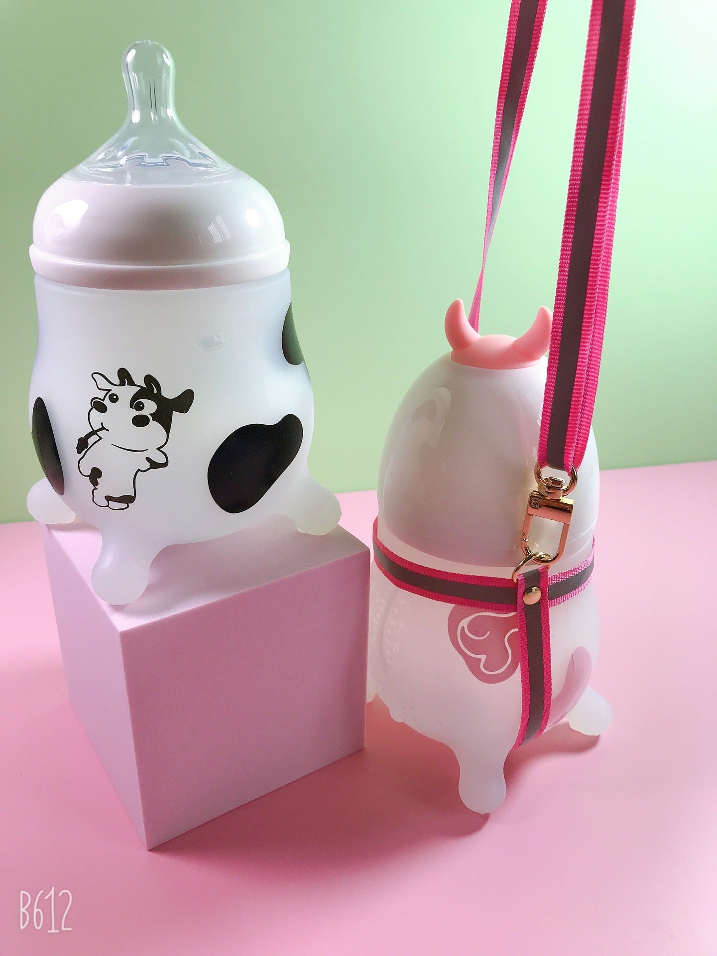 【耐衝撃・高温対応】新生児用シリコンカバー付きガラス哺乳瓶｜[With silicone anti-fall cover] Newborn baby feeding bottle glass explosion-proof, anti-fall, anti-flatulence, high temperature resistant