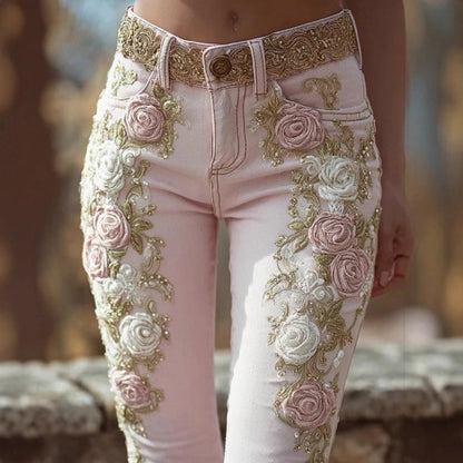 レトロピンクローズ 刺繍アートデニムパンツ エレガントスタイル レディース | Women's Retro Pink Rose Embroidered Artistic Jeans Elegant Style